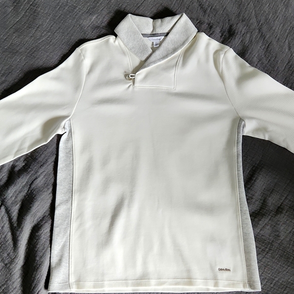 Calvin Klein Sweater - Size Small - Picture 2 of 4